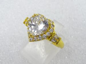 クリスタル　指輪(18号)